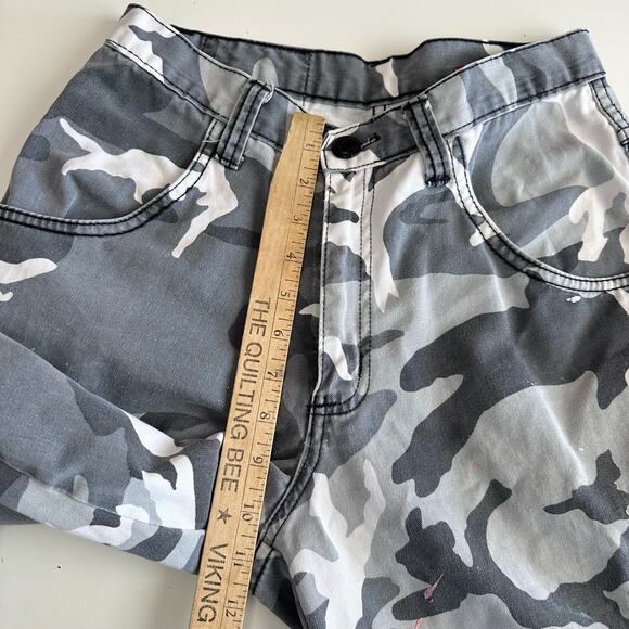 VTG Y2K Interstate pants camo cargo size 26-28 gray white black - Picture 4 of 12